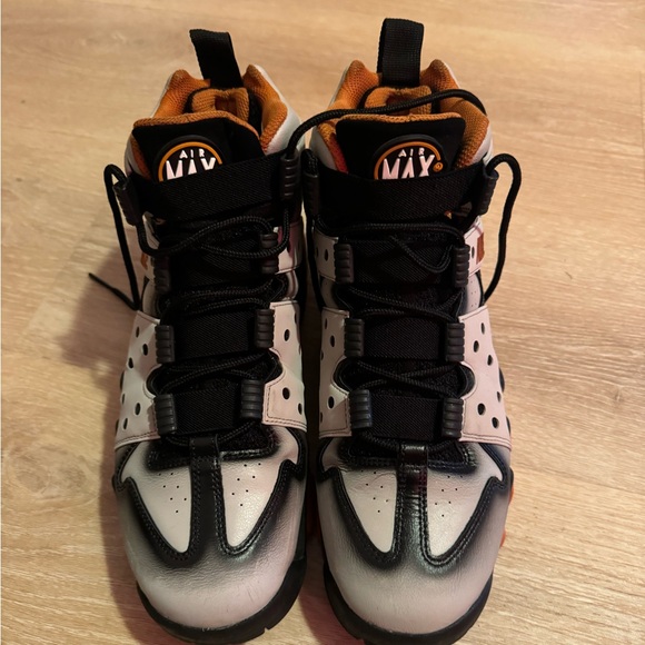 Charles Barkley CB4s orange and grey